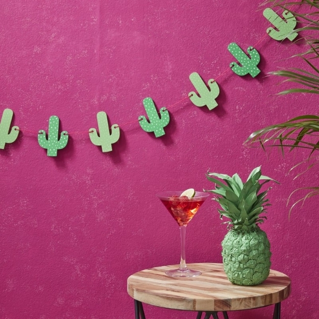 Picture of Wooden Cactus Bunting