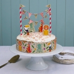 Picture of Cake Bunting - Colourful Creatures