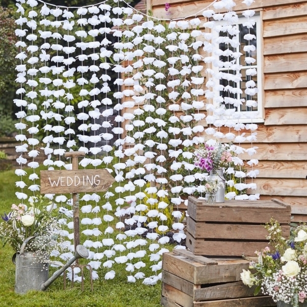 Picture of White Floral Back Drop