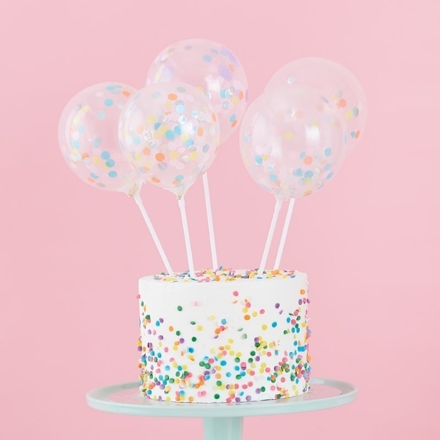 Picture of Mini cake topper confetti balloons kit