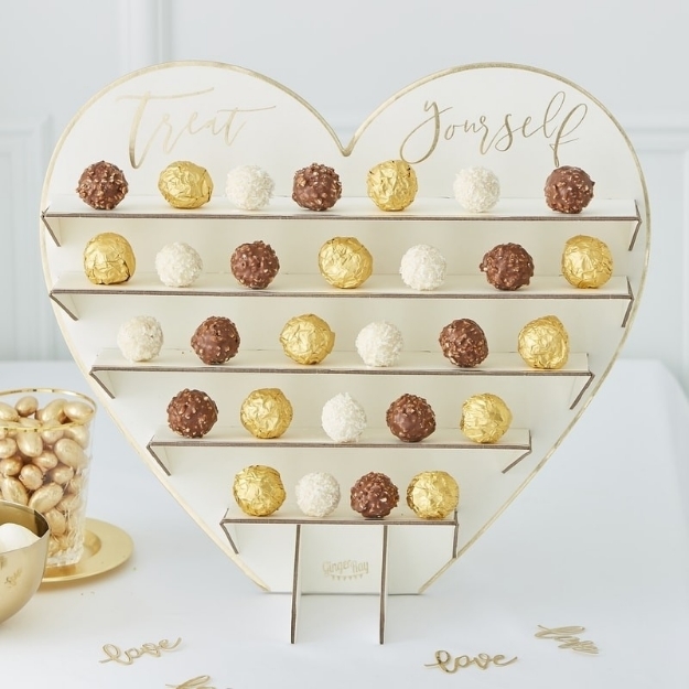 Picture of Heart Treat Stand