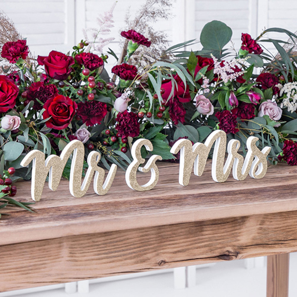Picture of Mr & Mrs glitter gold standing letters