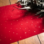 Picture of Red velvet table runner