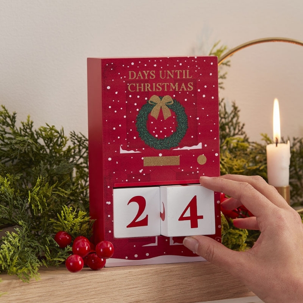 Picture of Countdown calendar - Red wooden Christmas door 