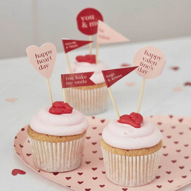 Picture of Valentine's cupcake Decoration