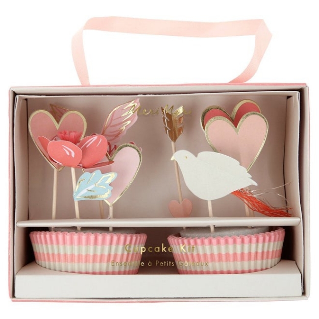 Picture of Cupcake kit - Love  (Meri Meri)