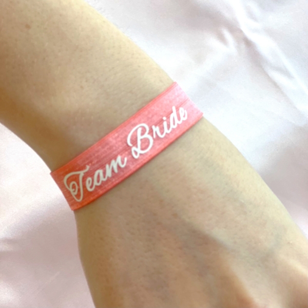 Picture of Wrist Band - Team Bride pink