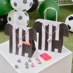 Picture of Treat Bags - Football shirt (5pcs) 22x25x9,5cm.