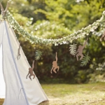 Picture of Bunting - Monkeys and leaves