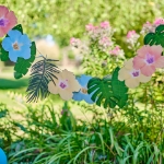 Picture of Hawaiian Palm Leaf and Hibiscus Flower Tropical Party Garland Decoration