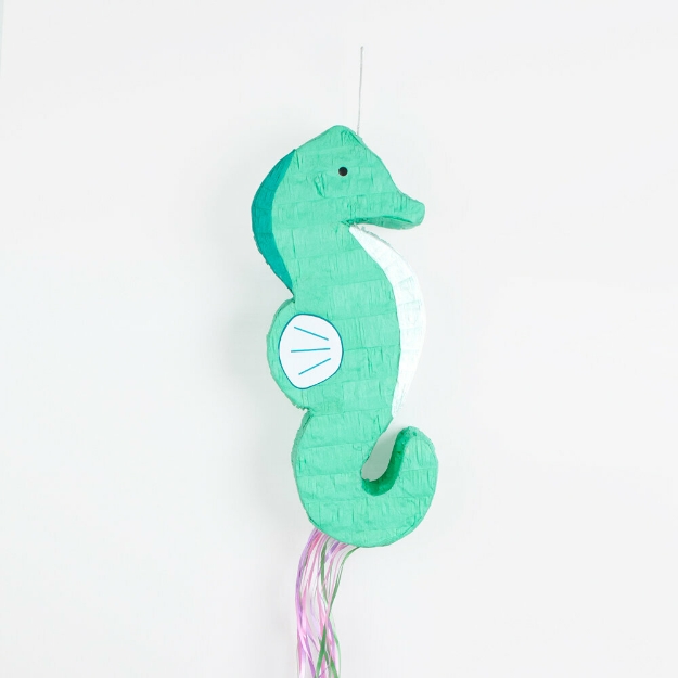 Picture of Pinata - Seahorse