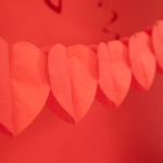 Picture of Tissue paper garland Hearts, red, 2m