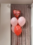 Picture of Balloon bouquet  filled with helium - Valentine No1 (1 heart + 5 latex balloons)