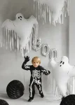 Picture of Foil Balloon Ghost with tassels