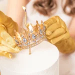 Διακοσμητικό τούρτας - Χρυσό στέμμα με ασημένια κρύσταλλα - 10εκ.